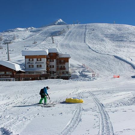 Albergo Bucaneve Campodolcino Buitenkant foto